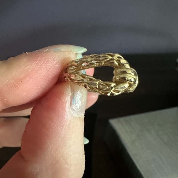 Jared GORGEOUS solid GOLD ring - Picture 2 of 4